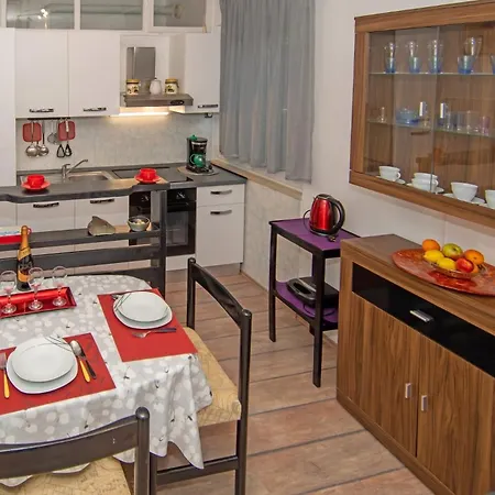 With Parking Space - 23336 Pula